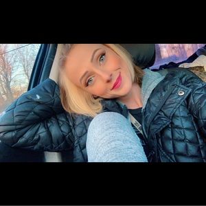 Meet your Posher, Rae